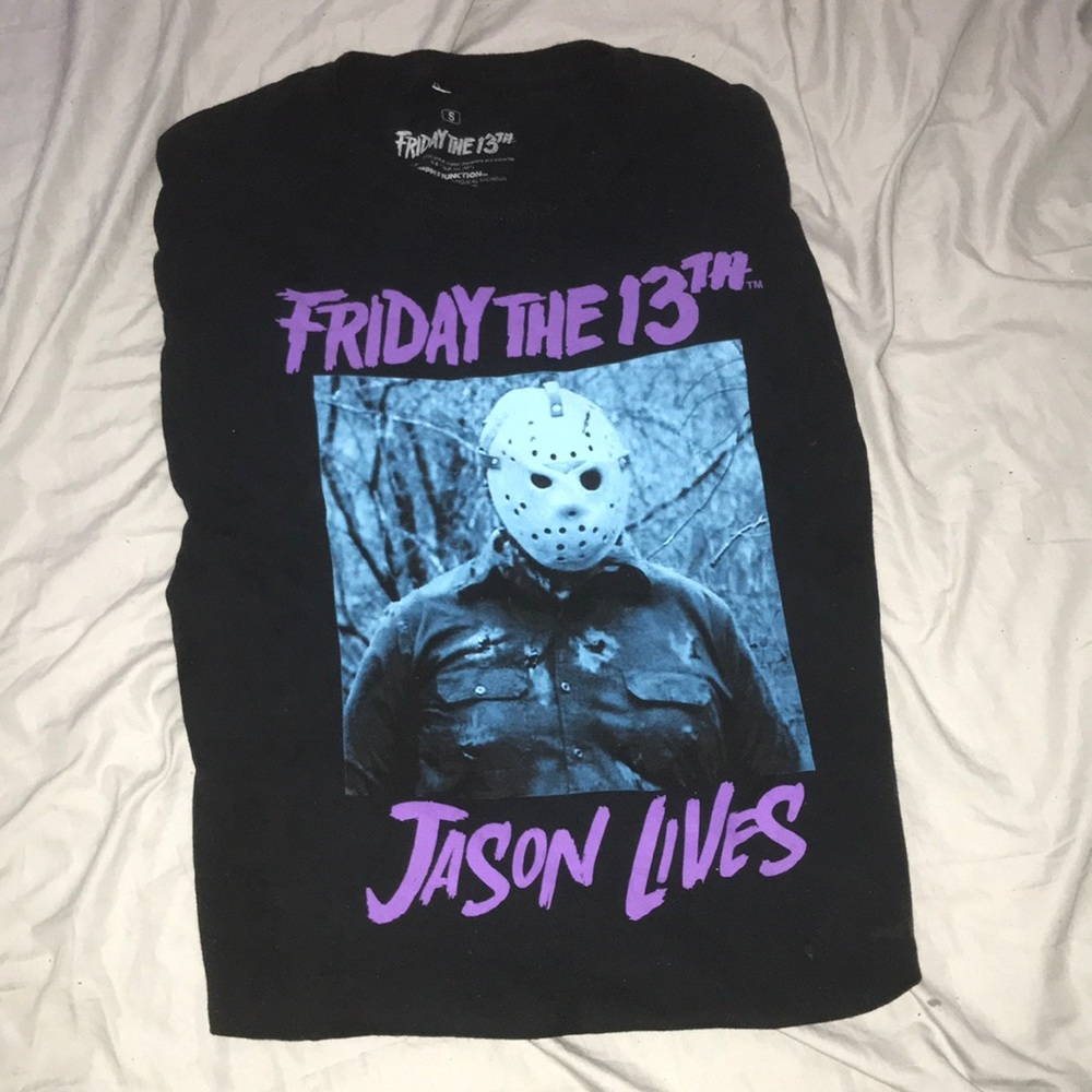 LIMITED EDITION (FRIDAY THE 13TH GRAPHIC T-SHIRT)